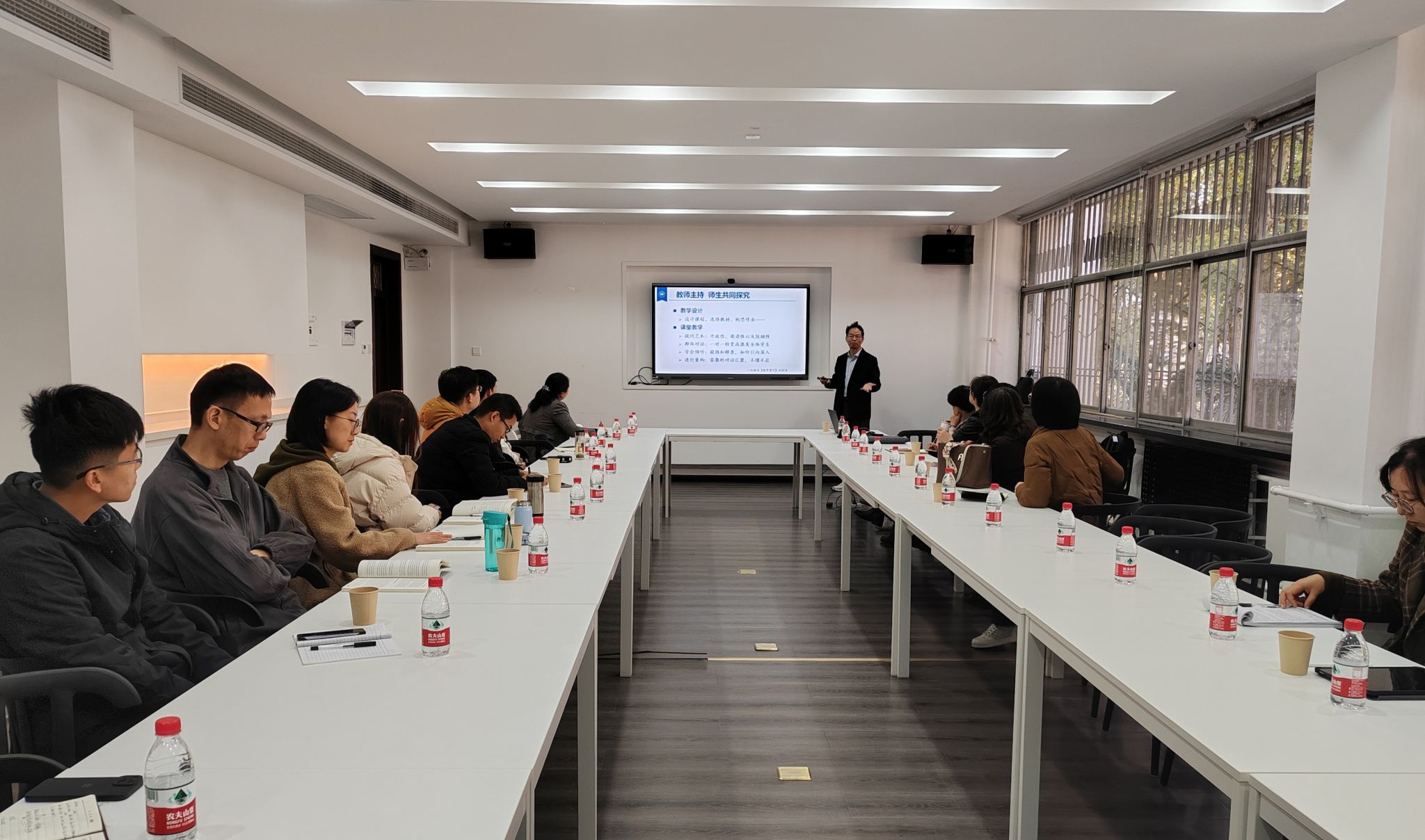 自动化学院邀请北京航天航空大学张有光教授来公司做报告